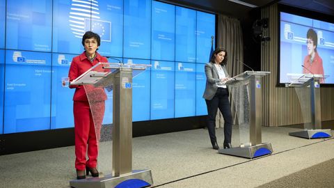 La présidente portugaise du Conseil, la ministre Maria do Ceu Antunes, a salué des avancées dans les négociations avec le Parlement européen lors du « supertrilogue » du 26 mars. © European Union La présidente portugaise du Conseil, la ministre Maria do Ceu Antunes, a salué des avancées dans les négociations avec le Parlement européen lors du « supertrilogue » du 26 mars. © European Union